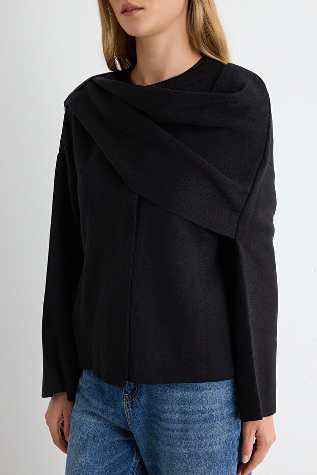 Vücut Seçmeyen Siyah Süper Oversize/Geniş Kalıp Şal Detaylı Triko Panço TWOAW26KZ00160 - 3
