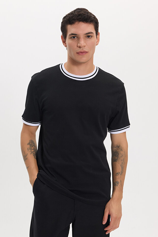 Men's Regular Fit Comfortable Cut Crew Neck 100% Cotton Black T-Shirt