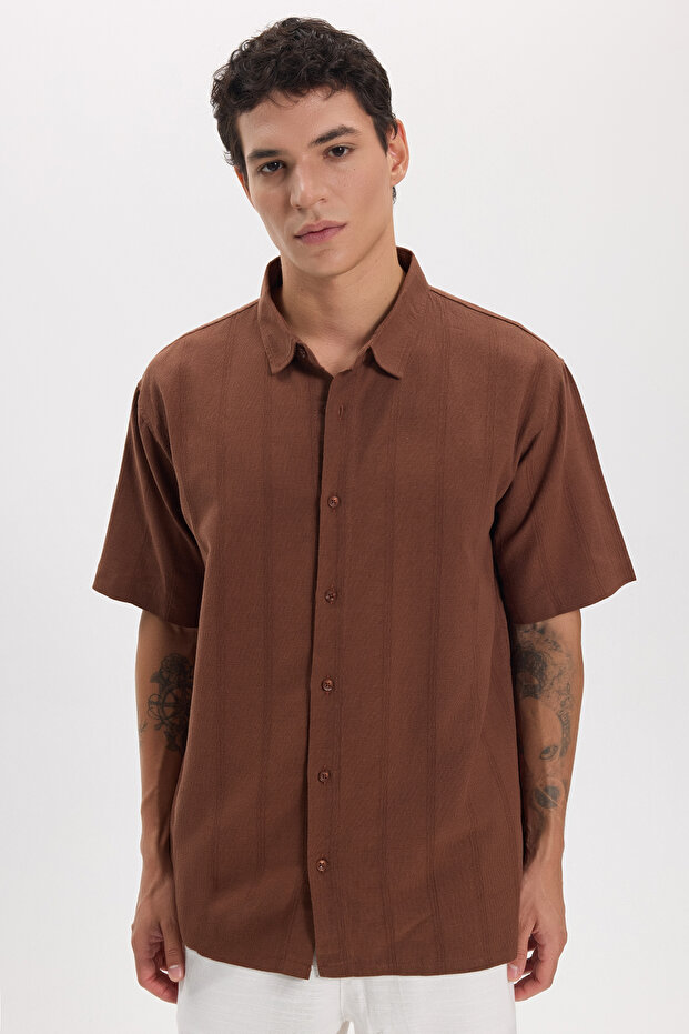 Men's Relax Fit Comfortable Cut Viscose Fabric Striped Short Sleeve Brown Shirt