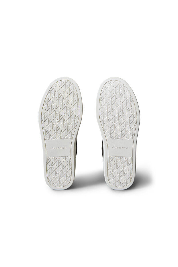Men's Classic Cupsole Lace Sneakers - 6