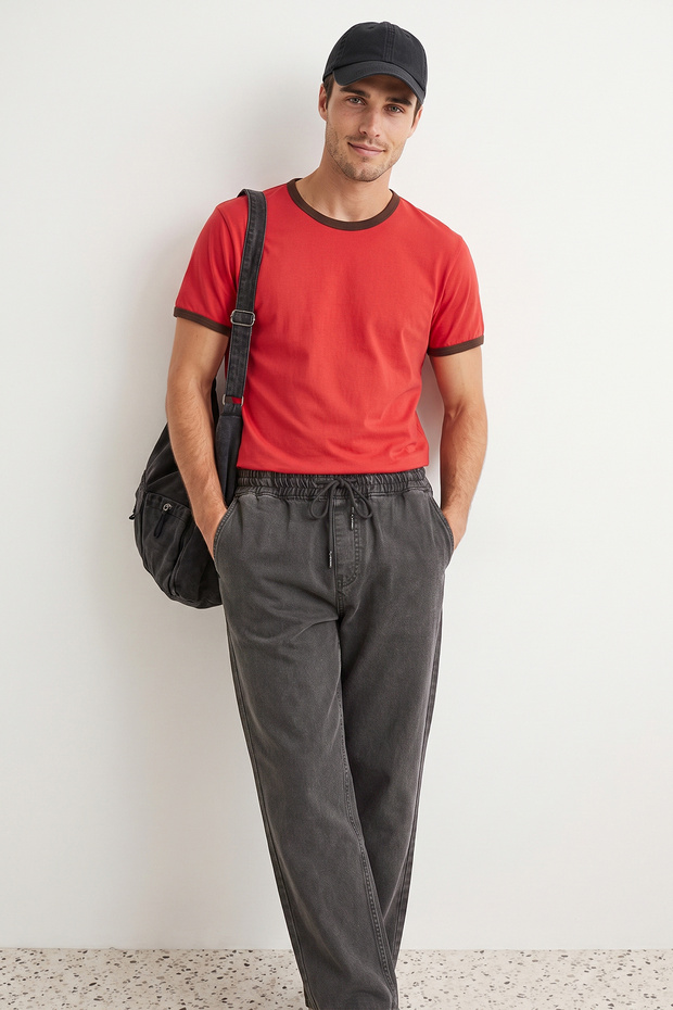 Siyah %100 Pamuk Regular Fit Beli Lastikli Jeans Bol Kot Pantolon TMNAW24JE00025 - 3
