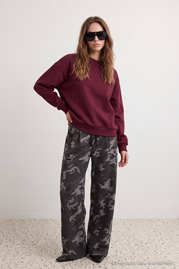 Bordo Oversize/Rahat Kesim Basic Bisiklet Yaka Kalın/İçi polarlı Örme Sweatshirt TWOAW24SW00102