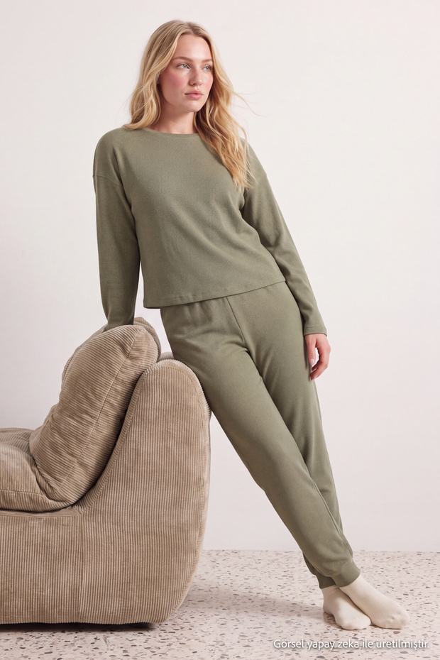 Yeşil Waffle Kumaş Örme Pijama Takımı THMAW23PT00021