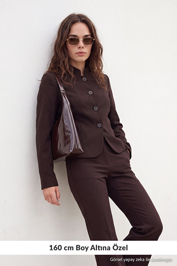 Petite Koyu Kahverengi Fitted/Vücuda Oturan Blazer Ceket TWOAW27BC00047