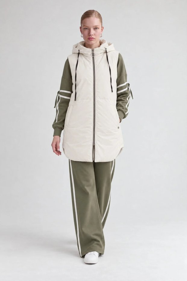 Inflatable Vest with Hat Beige