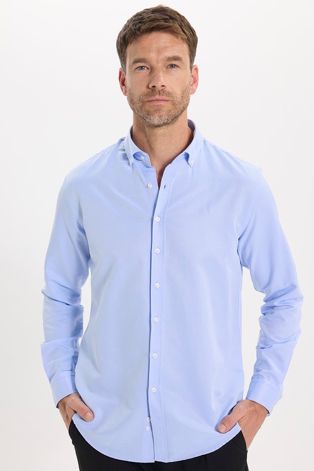 Men's Slim Fit Slim Cut Long Sleeve Cotton Easy-Iron Blue Button-Down Collar Shirt