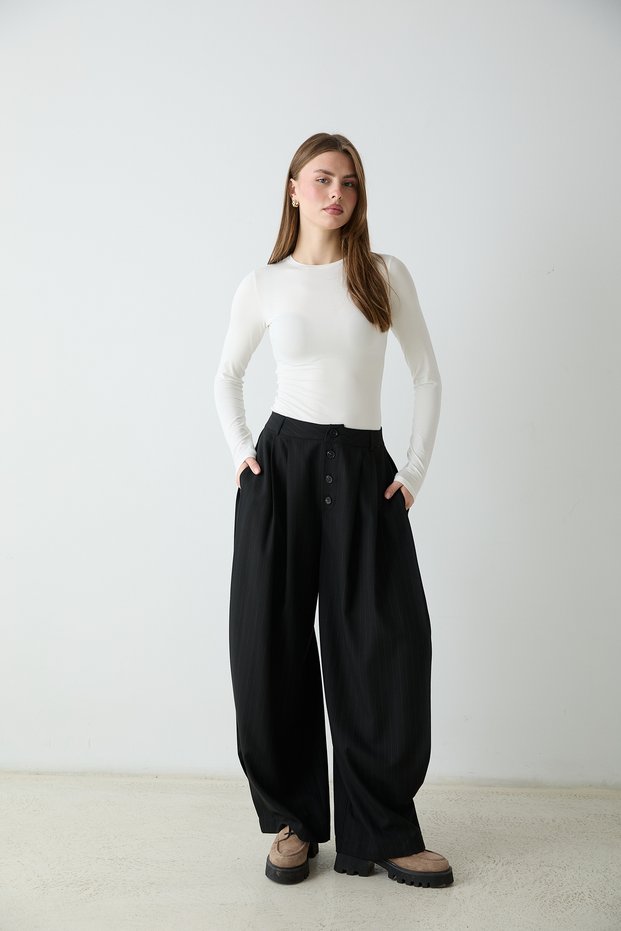 Siyah Çizgili Barrel Pantolon TWOAW27PL00160