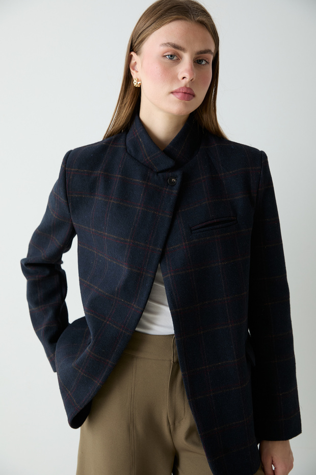 Lacivert Kapama Detaylı Kaşe Blazer Ceket TWOAW27BC00027