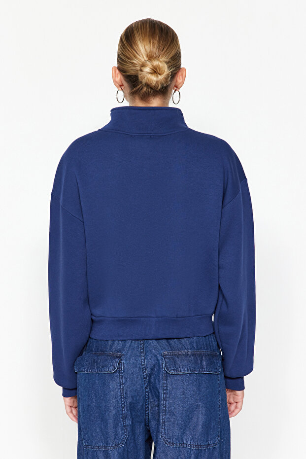 Lacivert Rahat Kesim Crop Basic Fermuarlı Dik Yaka Kalın İçi Polarlı Örme Sweatshirt TWOAW24SW00221 - 6