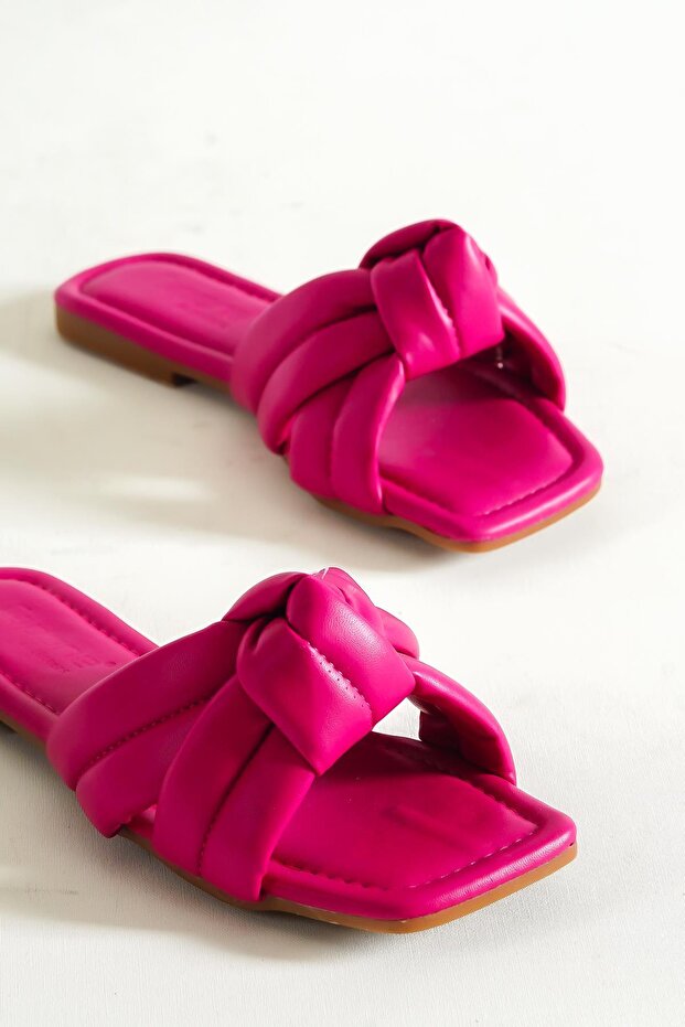 Capone lapos sarkú fukszia női papucs - 1