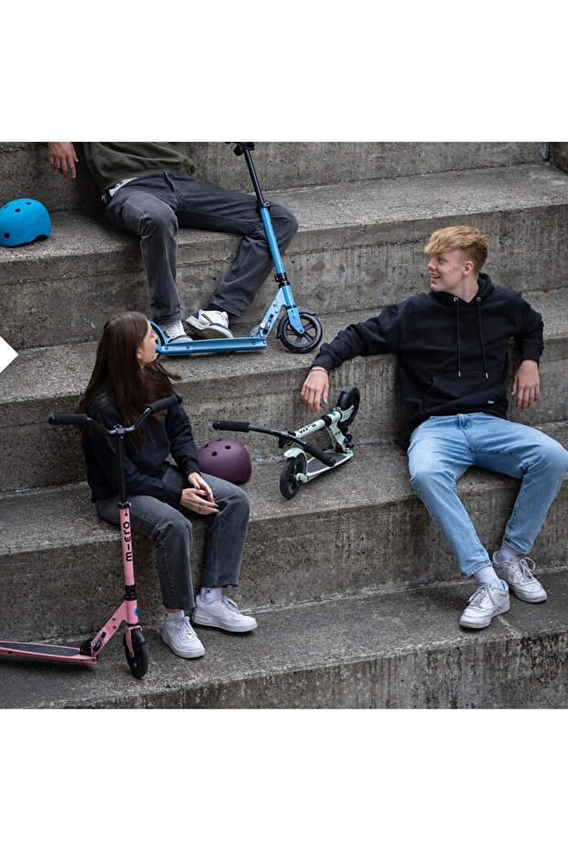 SA0213 Speed+ Deluxe Scooter - 8