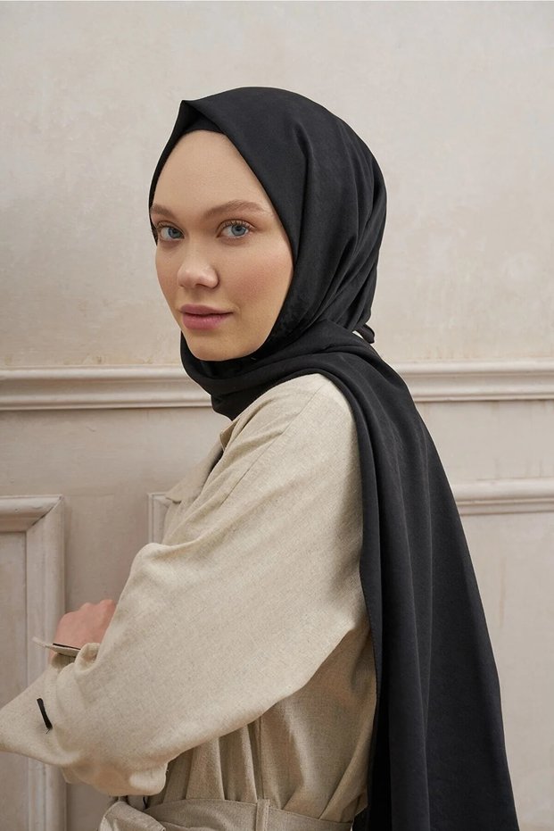 Armanda Crowfoot Patterned Jacquard Shawl-Pattern-09