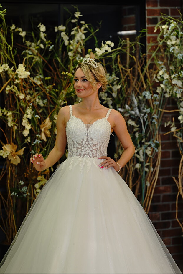 Sade Simli Gelinlik - 4