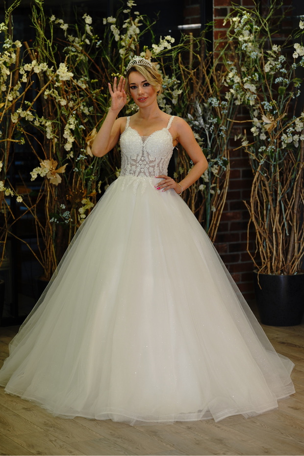 Sade Simli Gelinlik - 3