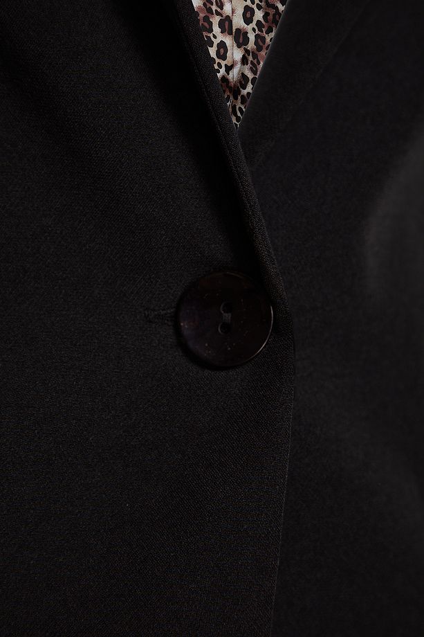 Siyah Regular Astar Detaylı Dokuma Blazer Ceket TWOAW20CE0316 - 7