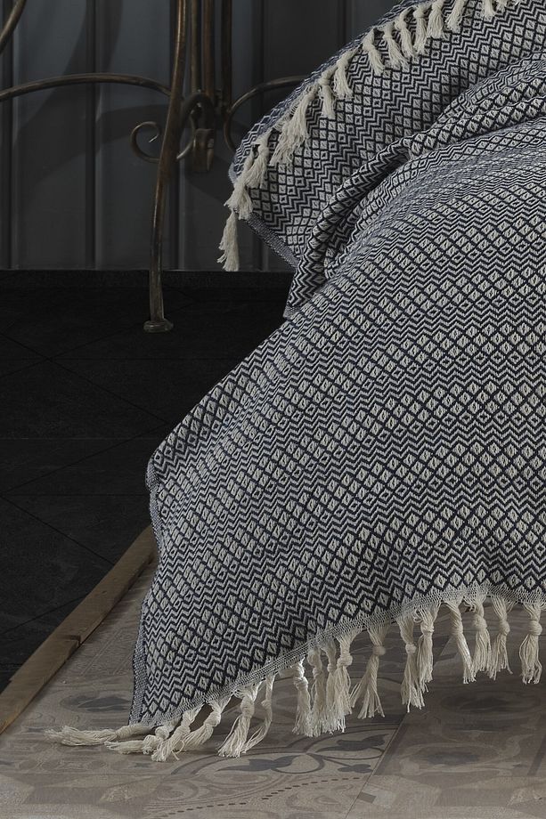 Azure Indigo Tek Kişilik Pike 145 X 200 cm Yatak Koltuk Kanepe Berjer Örtüsü Pamuklu Püsküllü - 2