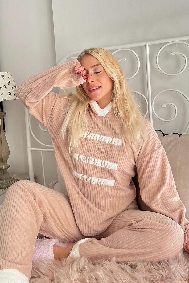 Kahve Three Line Desenli Kapşonlu Peluş Polar Pijama Takımı - 3