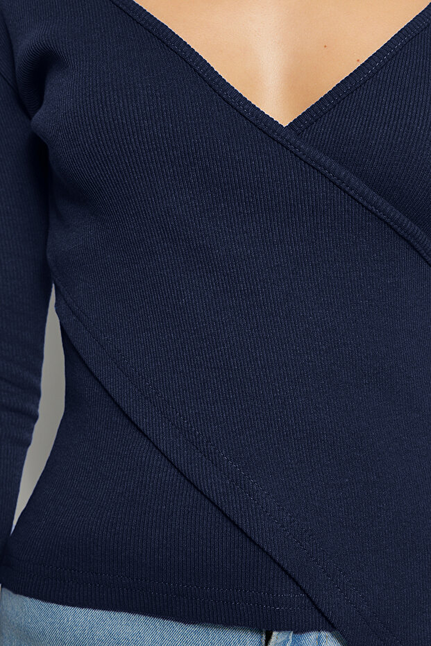 Indigo Fitted/Vücuda Oturan Kruvaze Yaka Uzun Kol Fitilli Esnek Örme Bluz TWOAW21BZ1274 - 6