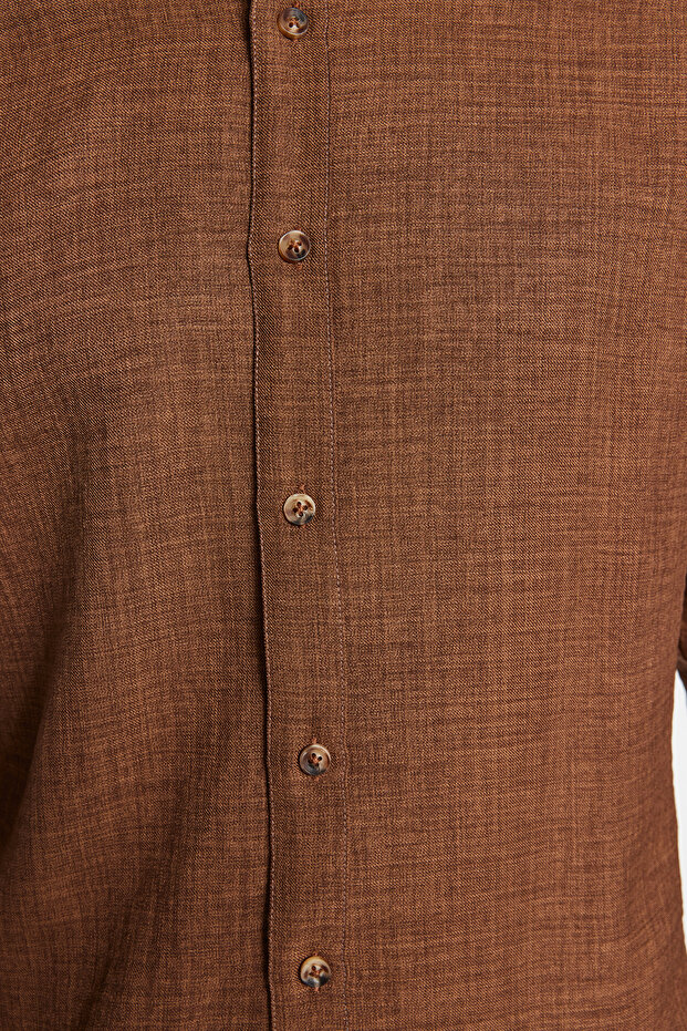 Kahverengi Slim Fit Keten Görünümlü Gömlek TMNAW24GO00093 - 5