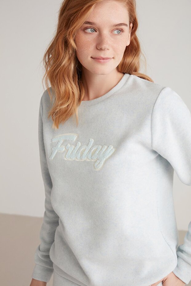 طقم بيجامة ناعم الملمس - 3