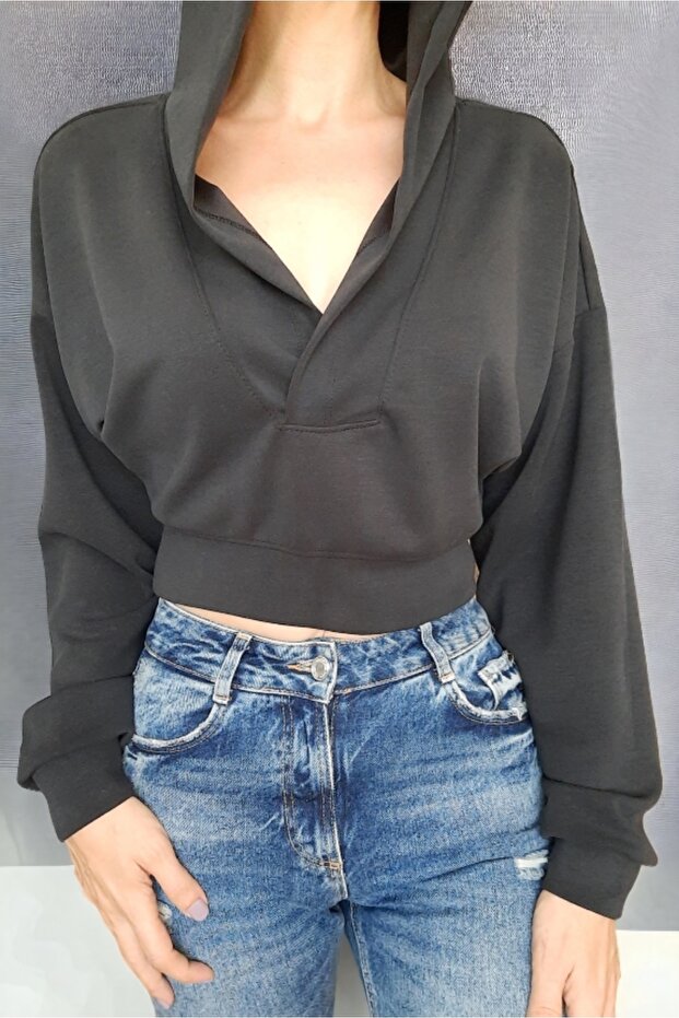 Crop Sweatshirt - 6