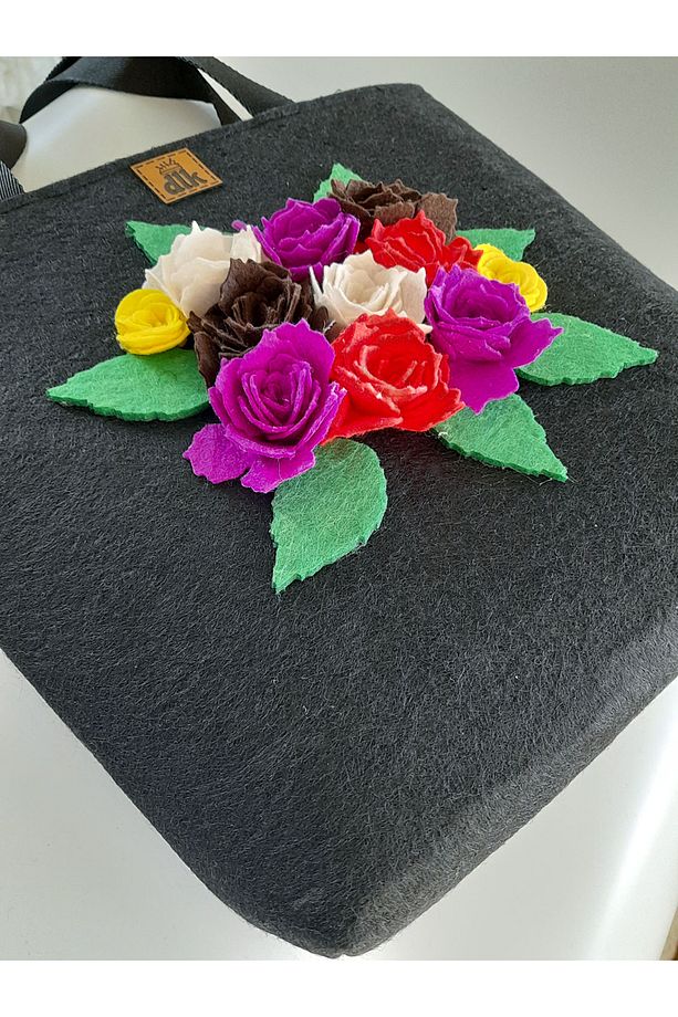 El Yapımı Orta Boy Keçe Omuz Çantası - Güllerin Içinden -35x31cm - 7