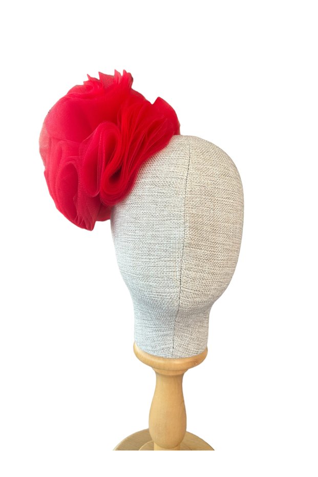 red tulle hair accessory clip scrunchies