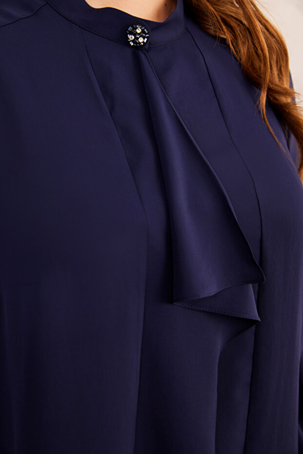 بلوزة بتفاصيل دولاب الموازنة - 6