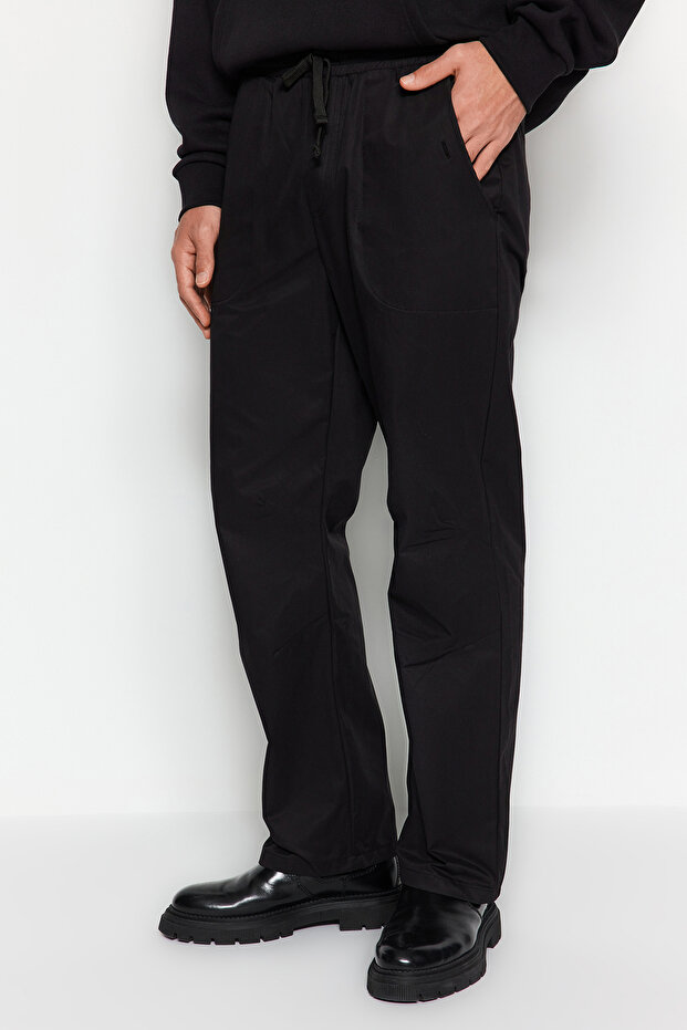 Siyah Regular Fit Beli Bağcık Detaylı Pantolon TMNAW24PL00017 - 1