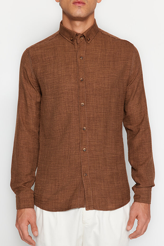 Kahverengi Slim Fit Keten Görünümlü Gömlek TMNAW24GO00093 - 4