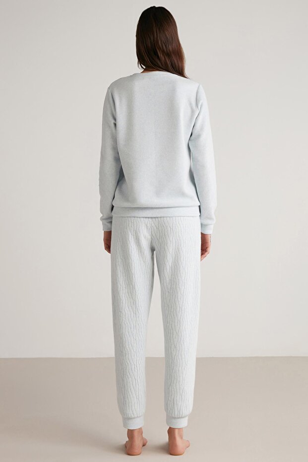 طقم بيجامة ناعم الملمس - 4