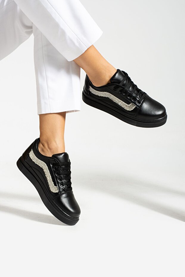 Women's Black Sneaker Shoes