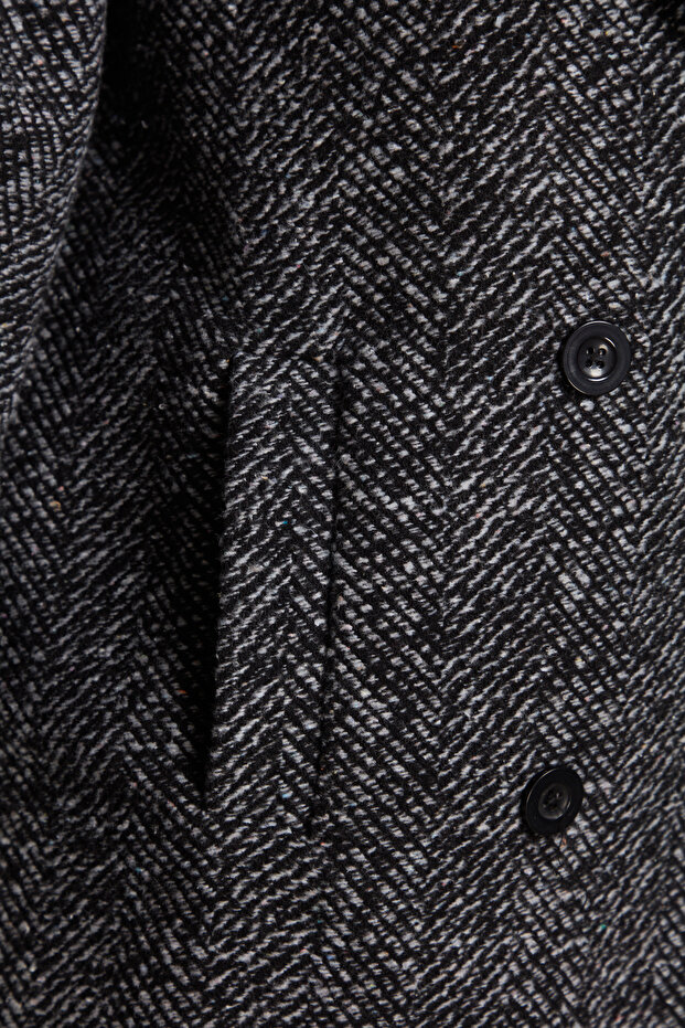 Schwarzer Oversize-Mantel aus breit geschnittenem, gekräuseltem Kaschmirwollstoff TWOAW24KB00176 - 7