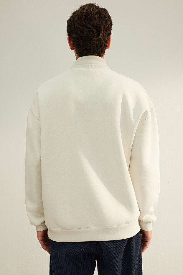 Taş Oversize/Geniş Kesim Etiketli İçi Polarlı Kalın Sweatshirt TMNAW24SW00228 - 6