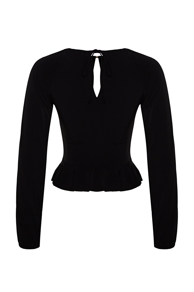 Siyah Pencere/Cut Out Detaylı Aksesuarlı Örme Bluz TPRAW24BZ00053 - 10