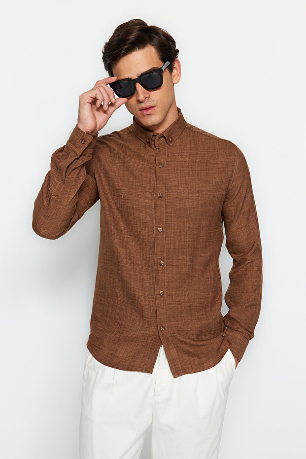 Kahverengi Slim Fit Keten Görünümlü Gömlek TMNAW24GO00093 - 3