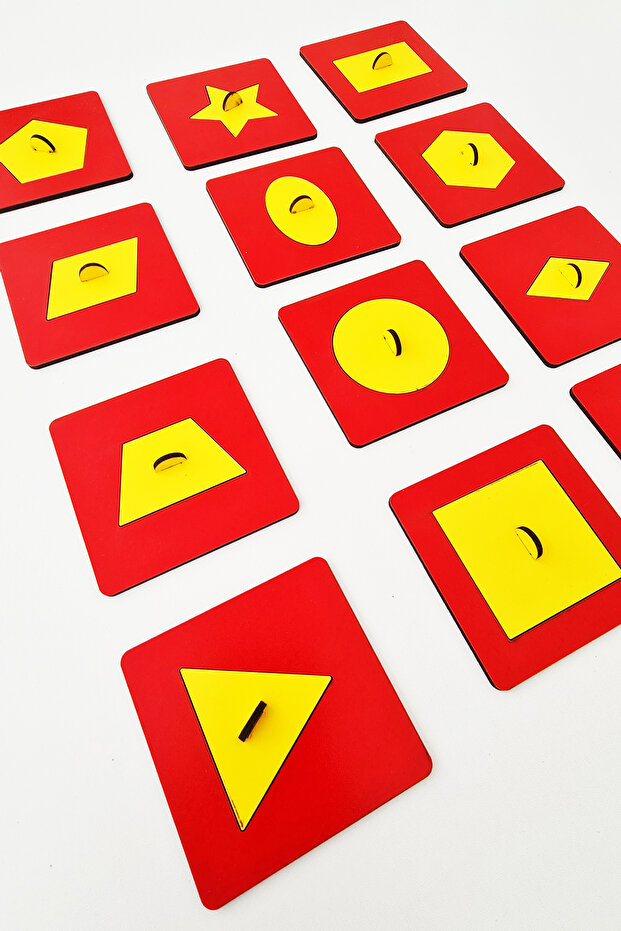 Wooden Summer Chalk Geometric Shapes (Red)