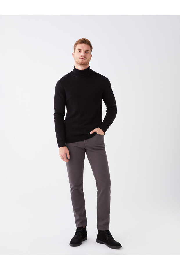 Standard Fit Men's Chino Trousers