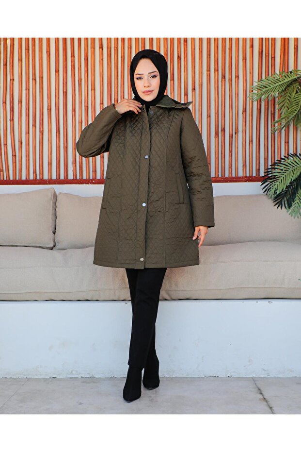 Mother Women's Large Size Thin Diamond Patterned Zippered Snap Fastener Fleece Inside Quilted Coat