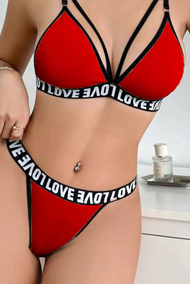 Kadın Kırmızı Love Yazı Detaylı Harness İç Çamaşır Takımı - 1