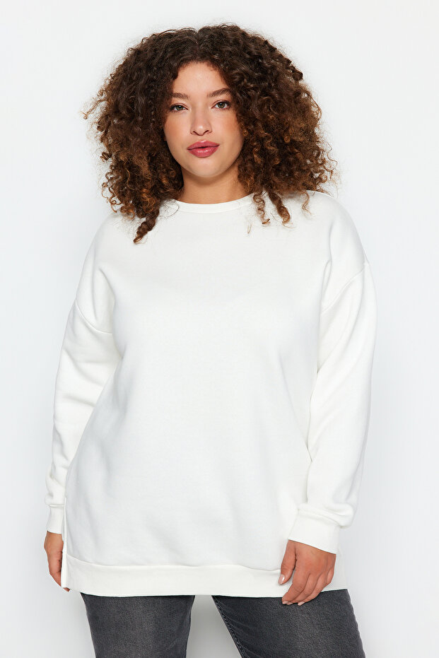 Ekru Kalın İçi Polarlı Yırtmaçlı Oversize/Bol Kesim Örme Büyük Beden Sweatshirt TBBAW24AO00003 - 3