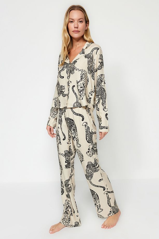 Krem Kaplan Desenli Viskon Dokuma Pijama Takımı THMAW24PT00092 - 3