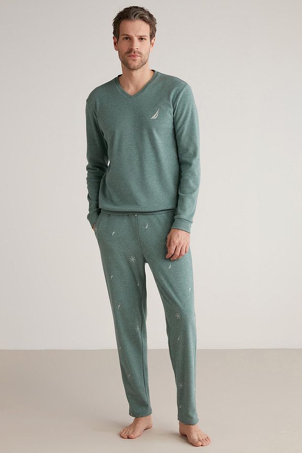 Yumuşak dokulu pijama takımı - 1