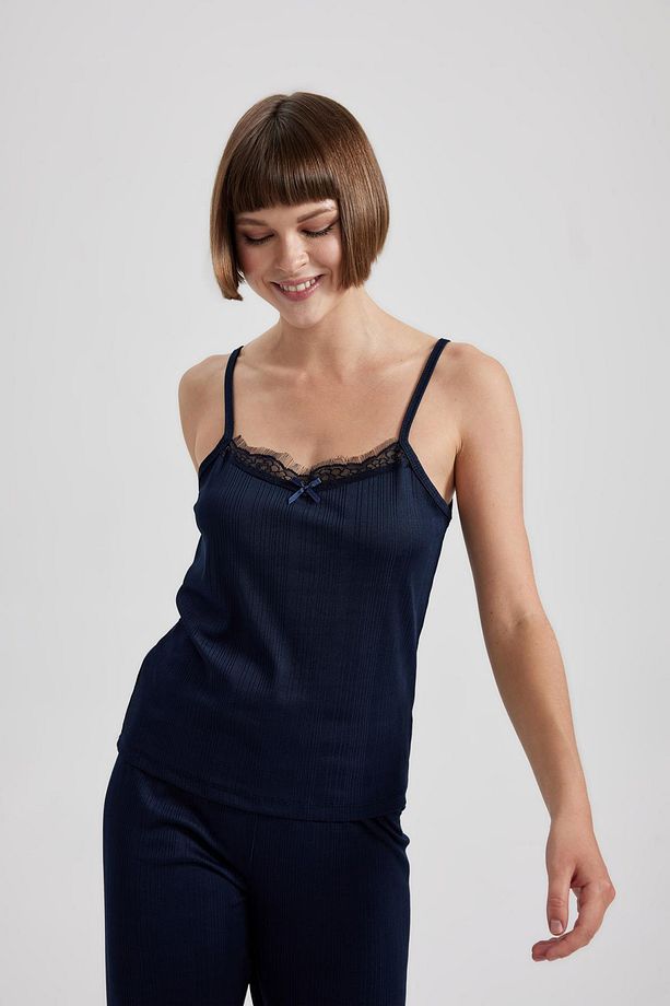Fall in Love Regular Fit Askılı Pijama Üstü - 4