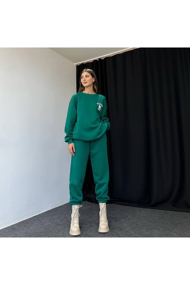 طقم بدلة رياضية M Melbourne Sweatshirt Jogger - رقبة دائرية كبيرة الحجم مطبوعة باللون الأخضر