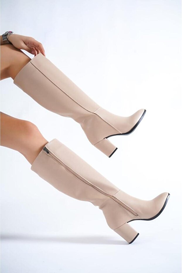 WOMEN'S HEEL BOOTS
