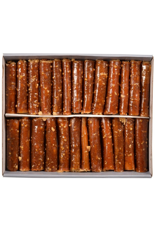 Sarma Pestil Dessert with Nuts 1000 Gr Roll Pestil