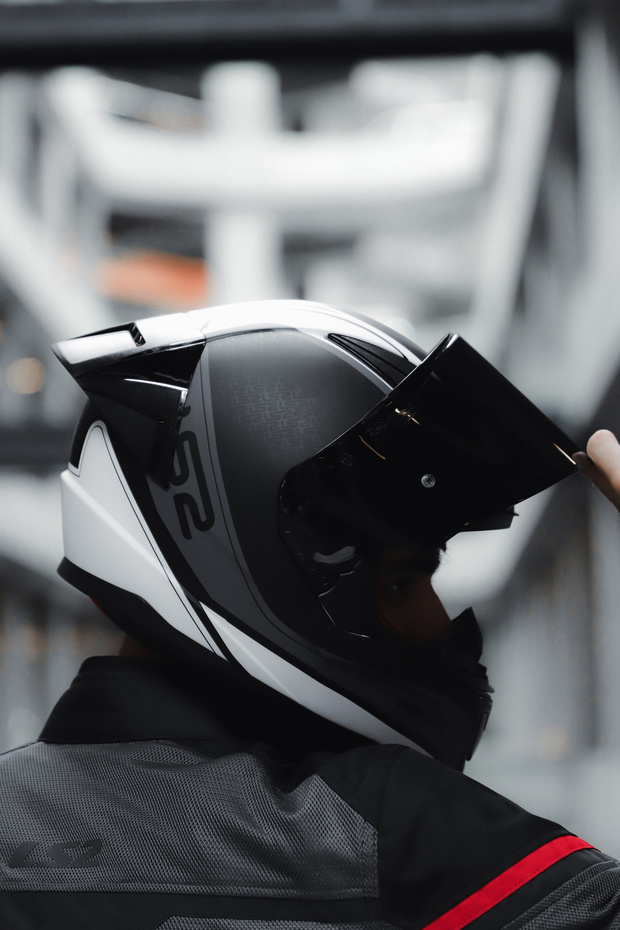 Rapıd 2 Race Deeper Mat Beyaz-siyah Kask (1 SİYAH 1 ŞEFFAF VİZÖR) - 5