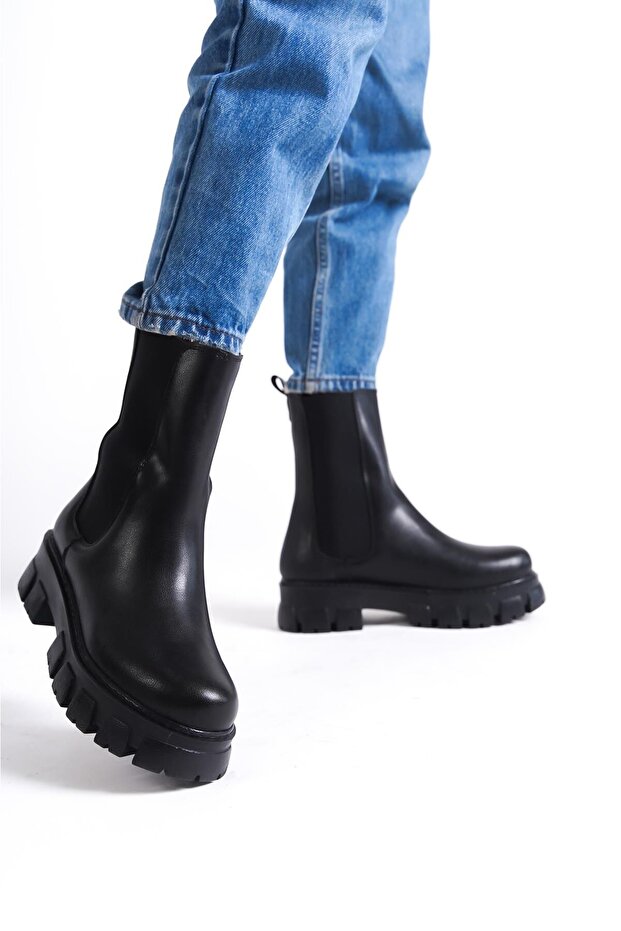 Daphe Lastikli Postal Bot - 5