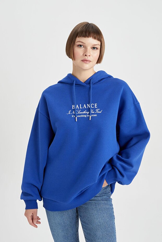 Oversize Fit Hooded Thick Sweatshirt B4062ax23au